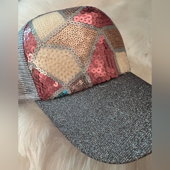 Beautiful Glam & Glitter Sequin Geometric Baseball Cap, one size - Picture 5 of 7